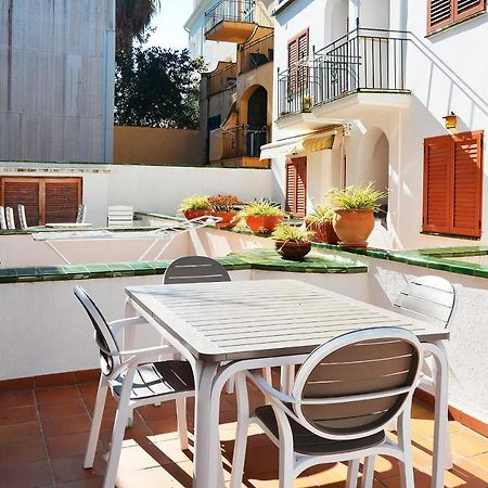 Precioso Apartamento A 3 Minutos De La Playa, Con Parking Gratuito Калелья-де-Палафружель Экстерьер фото